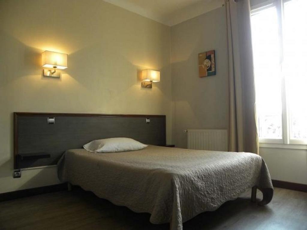 Hotel Le Bellevue - Paris Porte D'Orleans Cachan Eksteriør billede